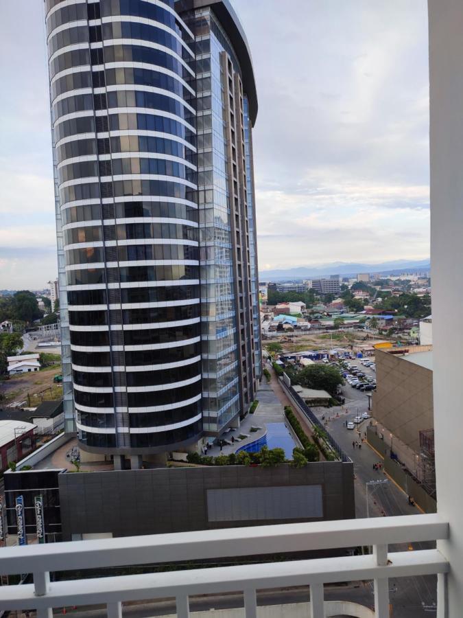 Inspiria Davao Aparthotel ภายนอก รูปภาพ
